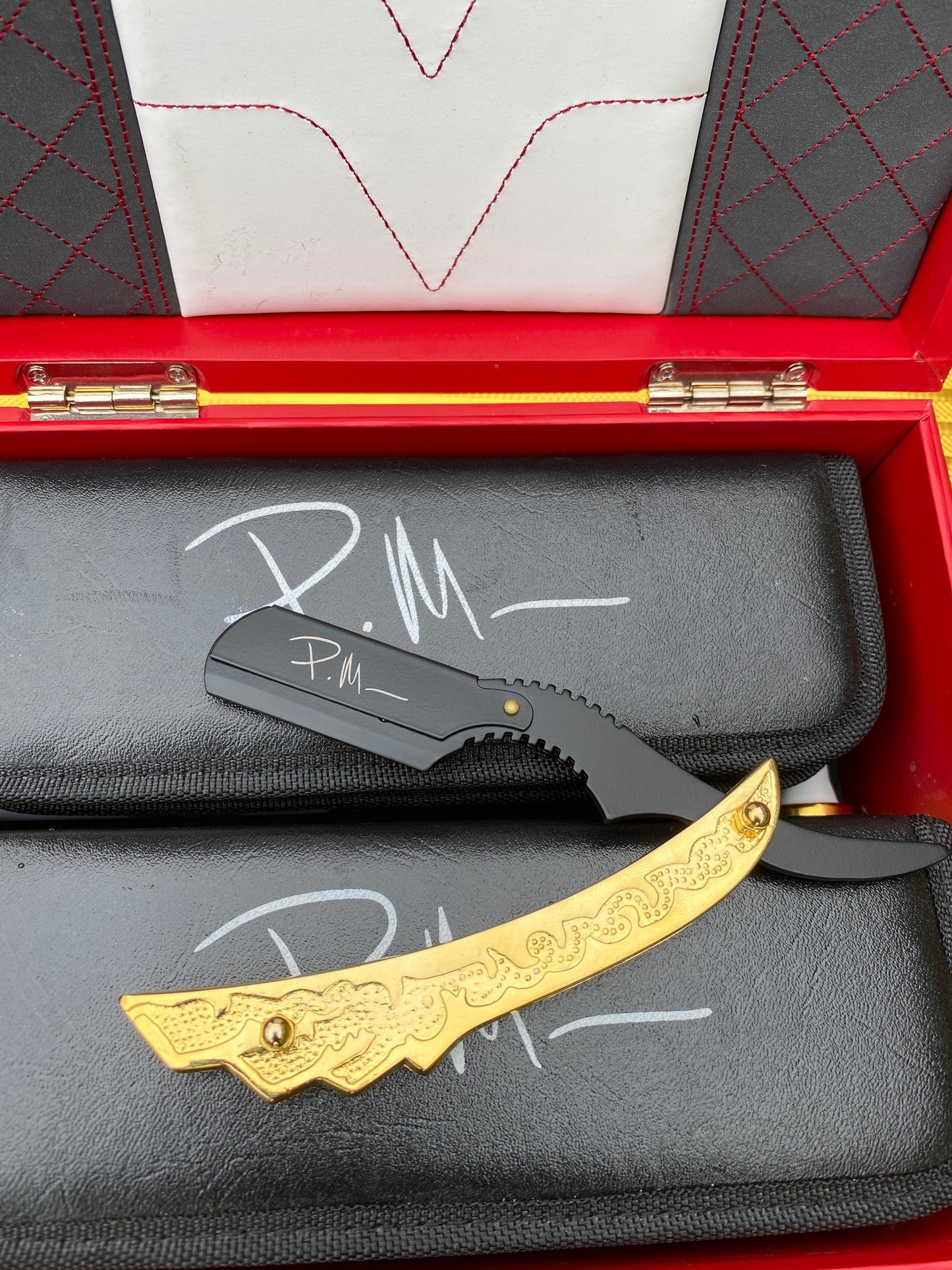 Gold texture Razor